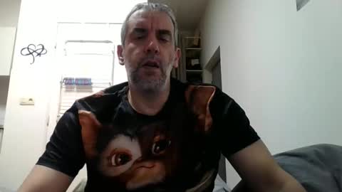 CrayZio online show from February 16, 2025, 7:16 pm