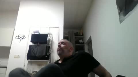 CrayZio online show from October 4, 2025, 6:50 pm