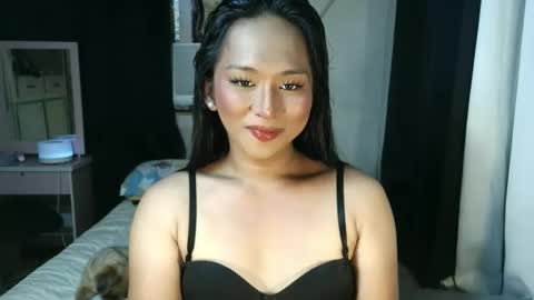 Snapshot of yougot_yanie chatting on November 4, 2025, 3:27 am Yanie online show from November 4, 2025, 3:27 am