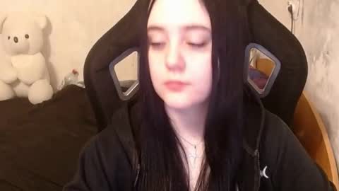 Snapshot of your_8a8y chatting on December 2, 2024, 3:58 pm your_8a8y online show from December 2, 2024, 3:58 pm