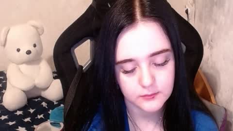 Snapshot of your_8a8y chatting on December 17, 2024, 3:39 pm your_8a8y online show from December 17, 2024, 3:39 pm