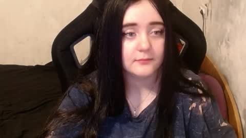 Snapshot of your_8a8y chatting on January 7, 2025, 1:24 pm your_8a8y online show from January 7, 2025, 1:24 pm