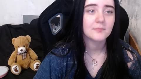 Snapshot of your_8a8y chatting on March 5, 2025, 11:06 am your_8a8y online show from March 5, 2025, 11:06 am