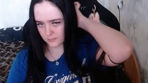 Snapshot of your_8a8y chatting on September 12, 2025, 11:10 am your_8a8y online show from September 12, 2025, 11:10 am