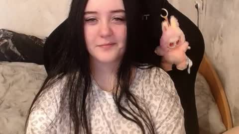 Snapshot of your_8a8y chatting on September 25, 2025, 9:46 am your_8a8y online show from September 25, 2025, 9:46 am