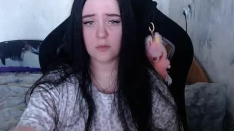 Snapshot of your_8a8y chatting on October 2, 2025, 11:06 am your_8a8y online show from October 2, 2025, 11:06 am