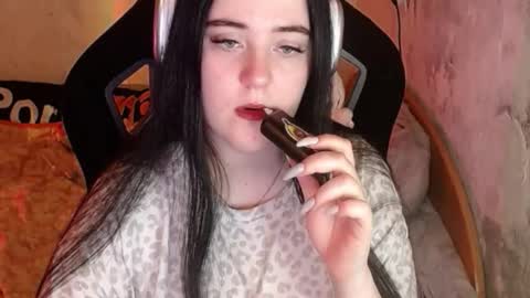 Snapshot of your_8a8y chatting on November 30, 2025, 8:35 pm your_8a8y online show from November 30, 2025, 8:35 pm