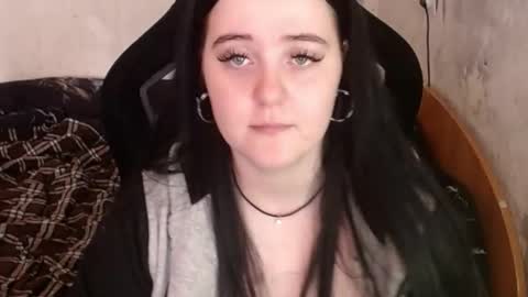 Snapshot of your_8a8y chatting on January 7, 2026, 6:49 am your_8a8y online show from January 7, 2026, 6:49 am