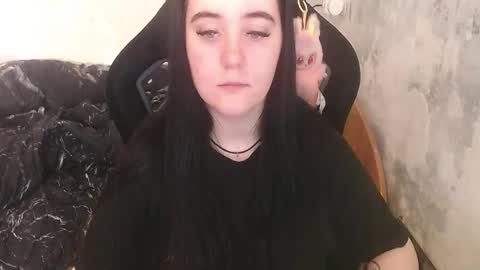 your_8a8y online show from March 12, 2026, 4:51 am