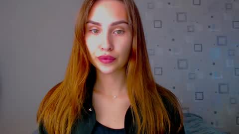 Amelia online show from May 17, 2026, 4:47 pm