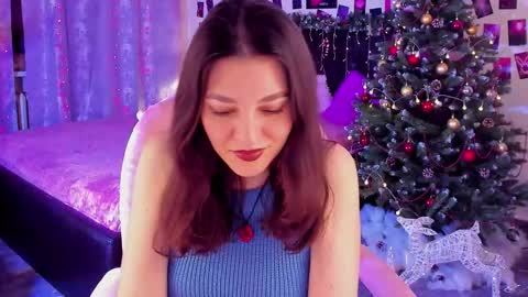 Snapshot of your_blackthorn chatting on December 3, 2025, 3:10 pm Roxanne online show from December 3, 2025, 3:10 pm