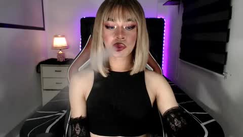 Snapshot of your_dimplecummer chatting on December 3, 2024, 11:22 am CALL ME DIMPLE STAR xx online show from December 3, 2024, 11:22 am