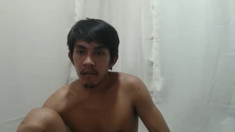 your_guy111 online show from April 15, 2026, 1:40 pm