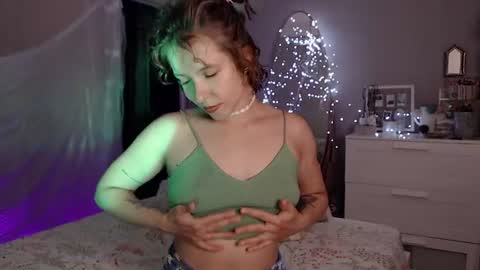 Alex and Kris long hair online show from July 14, 2026, 7:08 pm