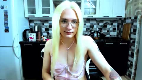 Jane online show from November 5, 2025, 7:41 am