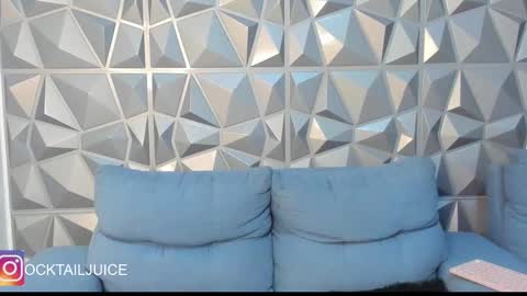 Snapshot of your_juice_ocktail chatting on September 22, 2025, 3:19 am your_juice_ocktail online show from September 22, 2025, 3:19 am