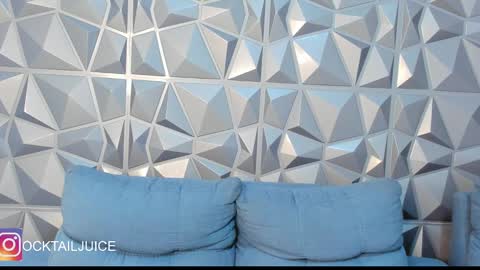 Snapshot of your_juice_ocktail chatting on September 22, 2025, 7:05 pm your_juice_ocktail online show from September 22, 2025, 7:05 pm