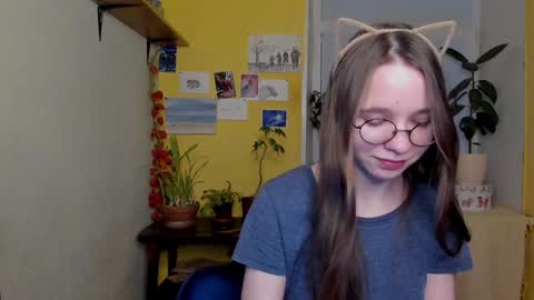 Leslie online show from December 28, 2024, 4:09 pm