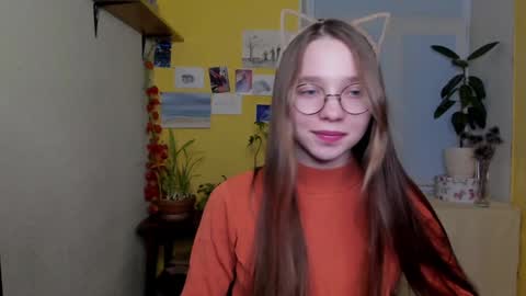 Leslie online show from January 3, 2025, 3:44 pm