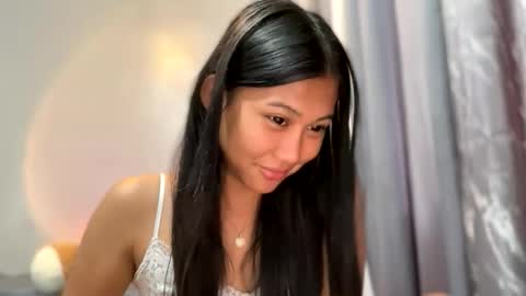 Snapshot of your_lovely_millan chatting on May 20, 2026, 4:51 am your_lovely_millan online show from May 20, 2026, 4:51 am