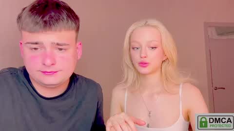 your_molly_mark online show from June 7, 2026, 10:46 pm