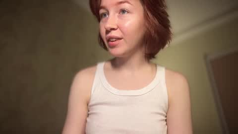 Snapshot of your_moonlight_ chatting on May 16, 2026, 10:36 am Mia online show from May 16, 2026, 10:36 am