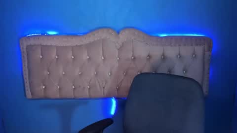 your_naughty_cumslut69 online show from March 3, 2026, 11:27 am