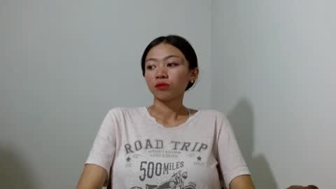 Snapshot of your_petitegirl09 chatting on July 26, 2026, 4:14 pm Honey online show from July 26, 2026, 4:14 pm