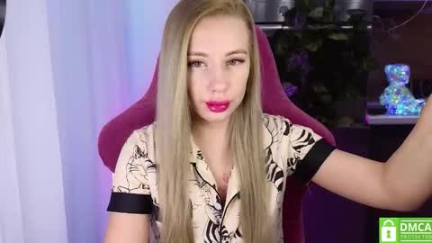 Snapshot of your_psychologist chatting on February 26, 2026, 2:32 am Alice online show from February 26, 2026, 2:32 am