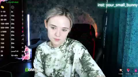 Snapshot of your_small_bunny chatting on June 16, 2026, 2:03 am Molly online show from June 16, 2026, 2:03 am