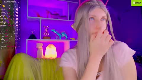 your_spring online show from November 29, 2025, 10:40 am