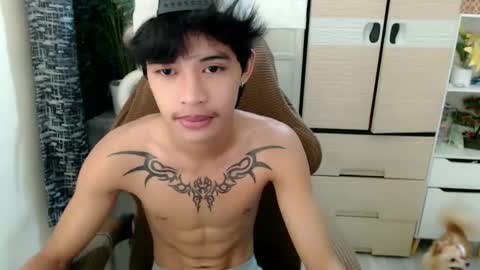 Snapshot of yourasian_eric chatting on March 5, 2026, 10:22 am yourasian_eric online show from March 5, 2026, 10:22 am