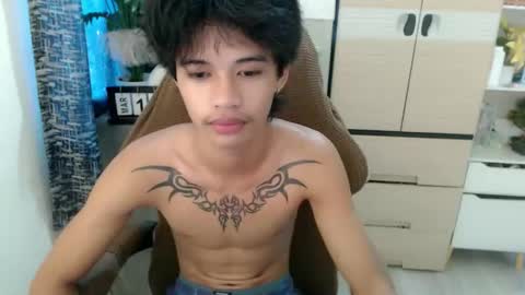 Snapshot of yourasian_eric chatting on March 10, 2026, 11:32 pm yourasian_eric online show from March 10, 2026, 11:32 pm