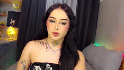 Snapshot of yourasiancockisontop chatting on January 24, 2025, 9:06 am kim online show from January 24, 2025, 9:06 am