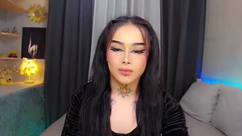 Snapshot of yourasiancockisontop chatting on January 26, 2025, 10:45 am kim online show from January 26, 2025, 10:45 am