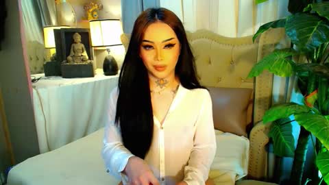 Snapshot of yourasiancockisontop chatting on October 23, 2025, 12:26 pm kim online show from October 23, 2025, 12:26 pm