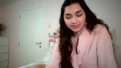 yourbella37 online show from May 10, 2026, 7:41 pm