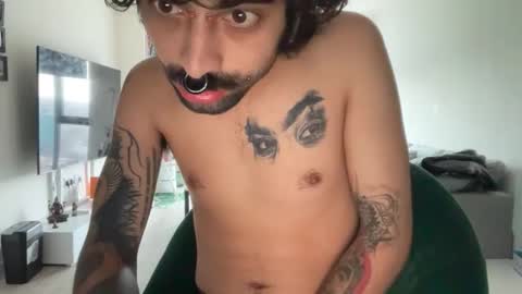 yourboo25 online show from February 7, 2026, 11:47 am