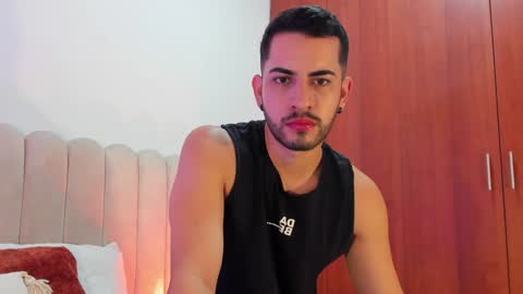 Snapshot of yourboynextdoor1 chatting on December 4, 2024, 10:13 am YOURBOYNEXTDOOR online show from December 4, 2024, 10:13 am