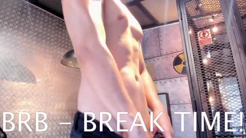 Snapshot of yourboynextdoor1 chatting on December 30, 2024, 3:24 pm YOURBOYNEXTDOOR online show from December 30, 2024, 3:24 pm