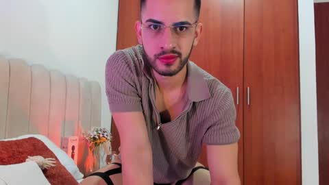 Snapshot of yourboynextdoor1 chatting on December 31, 2024, 10:15 am YOURBOYNEXTDOOR online show from December 31, 2024, 10:15 am