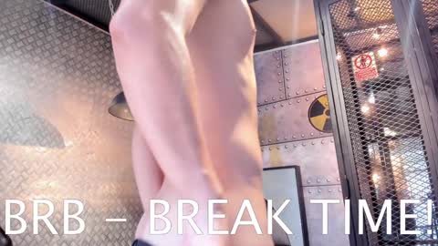 Snapshot of yourboynextdoor1 chatting on January 5, 2025, 7:28 pm YOURBOYNEXTDOOR online show from January 5, 2025, 7:28 pm