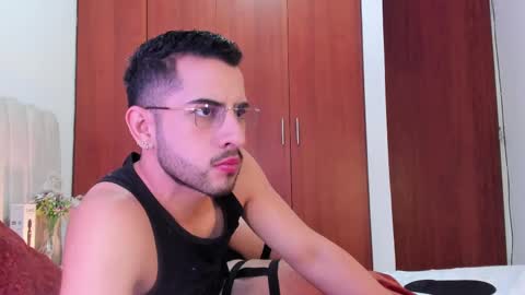 Snapshot of yourboynextdoor1 chatting on February 27, 2025, 9:47 pm YOURBOYNEXTDOOR online show from February 27, 2025, 9:47 pm