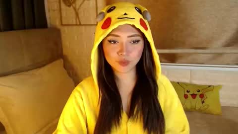 JEN  online show from February 13, 2026, 10:11 am