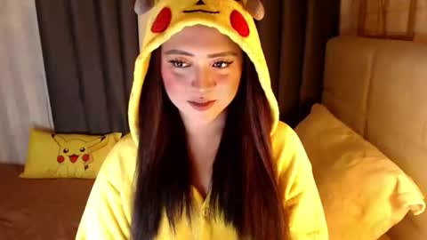 JEN  online show from March 26, 2026, 11:38 am