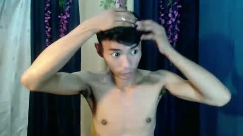 Snapshot of yourdreamboyx chatting on December 10, 2024, 7:58 am Rence online show from December 10, 2024, 7:58 am