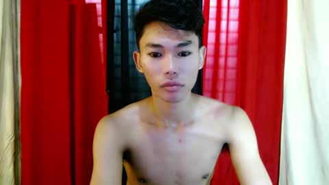 Snapshot of yourdreamboyx chatting on February 21, 2025, 2:06 am Rence online show from February 21, 2025, 2:06 am