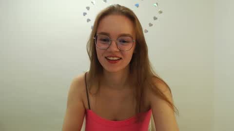 Snapshot of yourdreamray chatting on October 3, 2025, 5:21 pm Lana online show from October 3, 2025, 5:21 pm