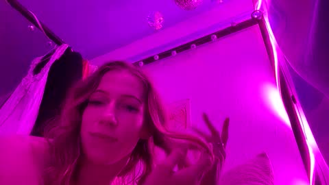 Snapshot of youreinheaven chatting on October 28, 2025, 10:52 am youreinheaven online show from October 28, 2025, 10:52 am