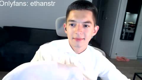 Snapshot of yourethan chatting on September 16, 2025, 8:10 pm yourethan online show from September 16, 2025, 8:10 pm